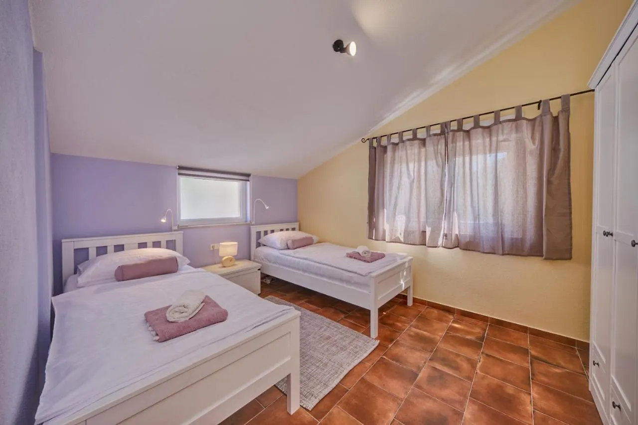 Anovi Holiday Homes By Litto Trogir
